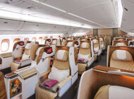 Szersze fotele w klasie biznes na pokładzie Boeinga 777 Emirates transport, turystyka/wypoczynek - 