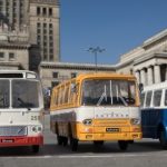 Warszawiacy są w szoku! Kultowe autobusy PRL-u wyjechały na ulice stolicy!