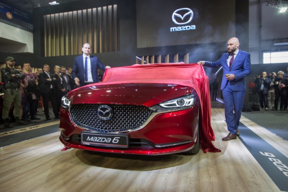 Polska premiera Mazdy 6 podczas Poznań Motor Show 2018