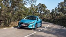 Postęp technologiczny Toyoty Prius przekłada się na redukcję śladu węglowego