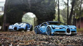 LEGO® TECHNIC™ BUGATTI CHIRON – POŁĄCZENIE SZTUKI, INŻYNIERII I KLOCKÓW