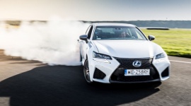 10 ciekawych faktów na temat Lexusów serii F LIFESTYLE, Motoryzacja - Lexus świętuje w tym roku dziesięciolecie serii F – rodziny seryjnie produkowanych samochodów wyczynowych, będących wersjami popularnych modeli.