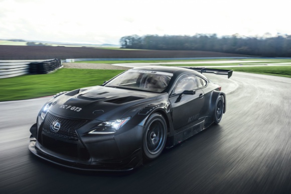 Sportowa historia Lexusa RC F