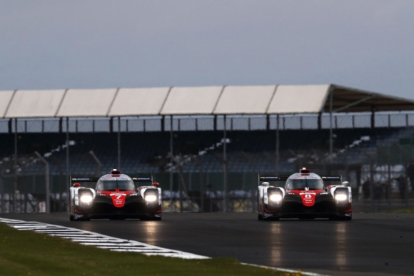 TOYOTA GAZOO Racing zawalczy w Silverstone o trzecie zwycięstwo w FIA WEC LIFESTYLE, Motoryzacja - Dwa miesiące po triumfie w pełnym emocji wyścigu Le Mans 24h, w najbliższy weekend TOYOTA GAZOO Racing ruszy do sześciogodzinnej walki o zwycięstwo na brytyjskim torze Silverstone.