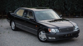 Lexus LS 400 – wyjątkowa historia wyjątkowo długiej limuzyny