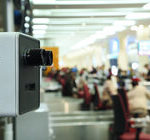 Linie Emirates prezentują pierwszą na świecie „ścieżkę biometryczną”, wyznaczając nowe standardy obsługi klienta na lotnisku