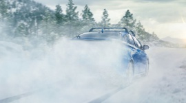 Toyota Prius 2019 z napędem na cztery koła? LIFESTYLE, Motoryzacja - Toyota pokazała zdjęcie Priusa 2019 wraz z krótką zapowiedzią premiery modelu podczas targów motoryzacyjnych w Los Angeles 28 listopada. Krótki komunikat sugeruje, że możemy się spodziewać we flagowej hybrydzie Toyoty napędu 4x4.