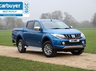 L200 z tytułem Carbuyer handel, transport - Mitsubishi L200 po raz kolejny z powodzeniem bronił tytułu "Best Pickup" podczas plebiscytu «Carbuyer Awards 2019» otrzymując`` statuetkę trzeci raz z rzędu.