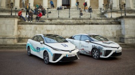 Toyota Mirai pomoże w kształceniu studentów LIFESTYLE, Motoryzacja - Wodorowa Toyota Mirai zasiliła w tym tygodniu flotę ekologicznych samochodów należących do University College London.