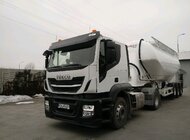 Nowa flota ciężarowa w Czatkowicach transport, energetyka - 5 samochodów ciężarowych z naczepami typu cysterna będzie dostarczało sorbenty do oczyszczania spalin w procesie produkcji energii elektrycznej.