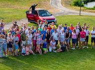 Gwiazdy na Mitsubishi Golf Championship wydarzenia, zainteresowania/hobby - W niedzielę zakończył się drugi turniej Mitsubishi Motors Golf Championship, który przyciągnął aż trzystu uczestników. W tym niezwykłym wydarzeniu uczestniczyli aktorzy i ambasadzorzy marki Mitsubishi W Polsce - Bartłomiej Topa i Anna Cieślak, a także modelka i influencerka Karolina Pisarek.