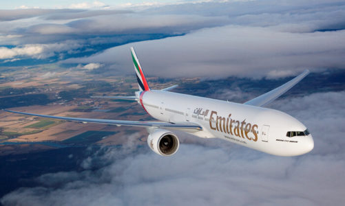 Linie Emirates ograniczają użycie plastikowych jednorazówek na pokładzie
