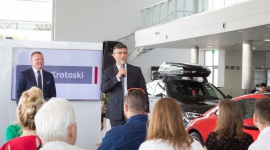 Dealer samochodowy zapowiada: Będziemy walczyć o podium! BIZNES, Motoryzacja - Najwyższa jakość obsługi klienta, auta sportowe oraz samochody elektryczne to trzy główne kierunki rozwoju Grupy Krotoski, które pomogą jej wyróżnić się na rynku i zawalczyć o podium  w branży dealerów samochodowych.