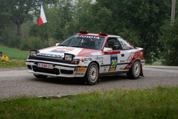 Historyczne Toyoty w Rally Legend w San Marino