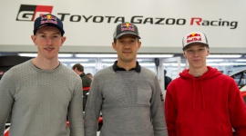 Kim są nowi kierowcy Toyota Gazoo Racing? LIFESTYLE, Motoryzacja - Mistrzostwo, doświadczenie i młodość - tak można określić kadrową rewolucję w rajdowym zespole Toyota Gazoo Racing.