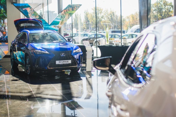 Lexus wygrywa w rankingu obsługi klienta BIZNES, Motoryzacja - Spośród wszystkich marek premium na amerykańskim rynku, Lexus oferuje najlepszą obsługę serwisową – wynika z badania 2020 J.D. Power Customer Service Index Study.