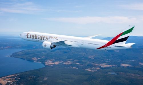 Linie Emirates oferują loty pasażerskie do 29 miast i przywracają ruch tranzytowy przez hub w Dubaju