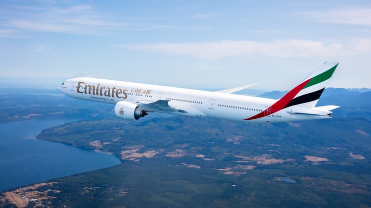 Linie Emirates oferują loty pasażerskie do 29 miast i przywracają ruch tranzytowy przez hub w Dubaju