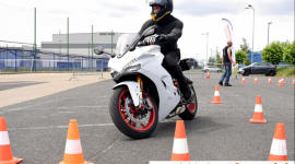 MotoPomocni przeszkolą kierowców motocykli w CH Osowa 