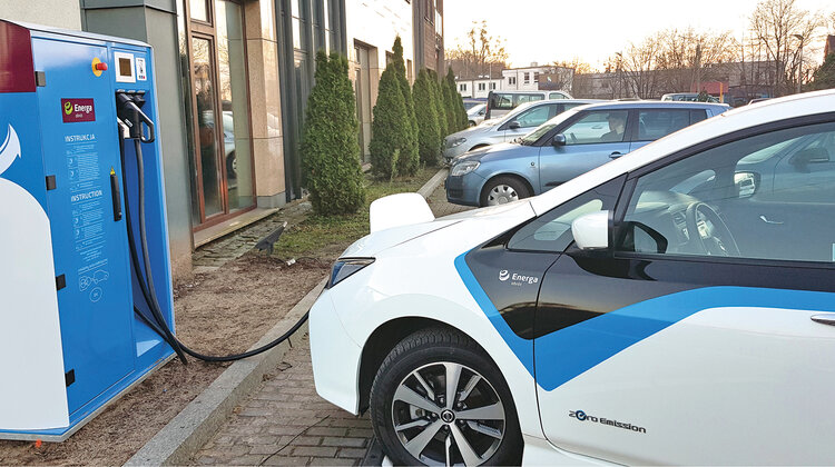 Energa rozwija elektromobilność i zachęca do korzystania z dofinansowań