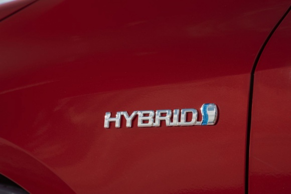 Hybrydy dominują na rynku aut na prąd. Corolla Hybrid liderem BIZNES, Motoryzacja - Polski rynek zelektryfikowanych samochodów zupełnie nie przypomina już tego sprzed kilku lat. W tym roku wybór hybryd i samochodów elektrycznych obejmuje ponad 130 modeli z wszystkich segmentów.