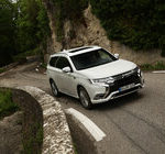 Mitsubishi Outlander PHEV i L200 zwycięzcami plebiscytu Fleet Awards 2020