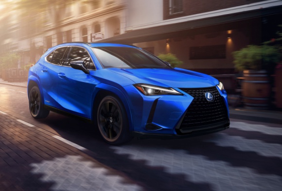 Lexus UX w nowej wersji specjalnej LIFESTYLE, Motoryzacja - Lexus rozszerza serię limitowanych modeli Black Line Special Edition. Teraz dołącza do niej miejski crossover UX.