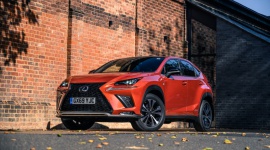 Nowy Lexus NX przyłapany w trakcie testów. Debiut jeszcze w tym roku?