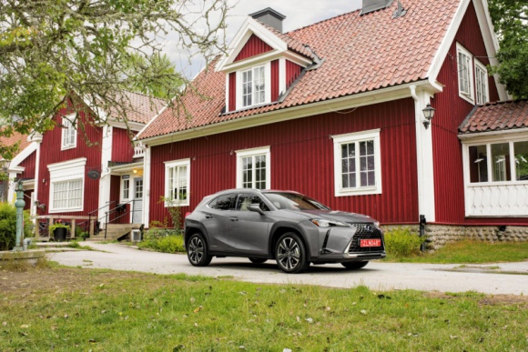 Lexus UX - 5 rzeczy, które wyróżniają go na rynku Motoryzacja, LIFESTYLE - Model UX jest dostępny w ofercie Lexusa dopiero od trzech lat, a już stał się jednym z najważniejszych aut japońskiej marki na europejskim rynku.