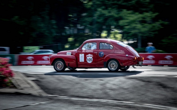 Wyjątkowe obchody stulecia Rajdu Polski Motoryzacja, LIFESTYLE - Kultowe rajdówki w ramach Historycznego Kryterium ulicy Karowej oraz Festiwal Samochodów Historycznych z okazji 100-lecia Rajdu Polski na warszawskim Bemowie