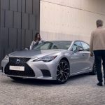 Te zabiegi projektantów sprawiają, że Lexusy wyróżniają się na ulicy