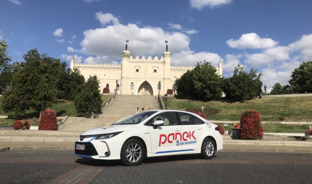 PANEK Carsharing – za co mieszkańcy Krakowa kochają samochody do automatycznego wynajmu?